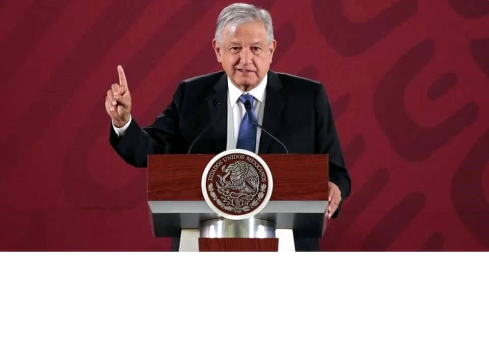 Primera plantilla de AMLO Noticia